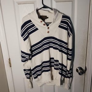 Eddie Bauer White & Navy Blue Sweater